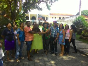 Recepção do Boi Literário Paraense entregue pelo Mestre Rica de Icoaraci, pelos funcionários da BPMAR e comunidade . Confecionado com uma estrutura leve para que a comunidade possa se divertir com o boi.