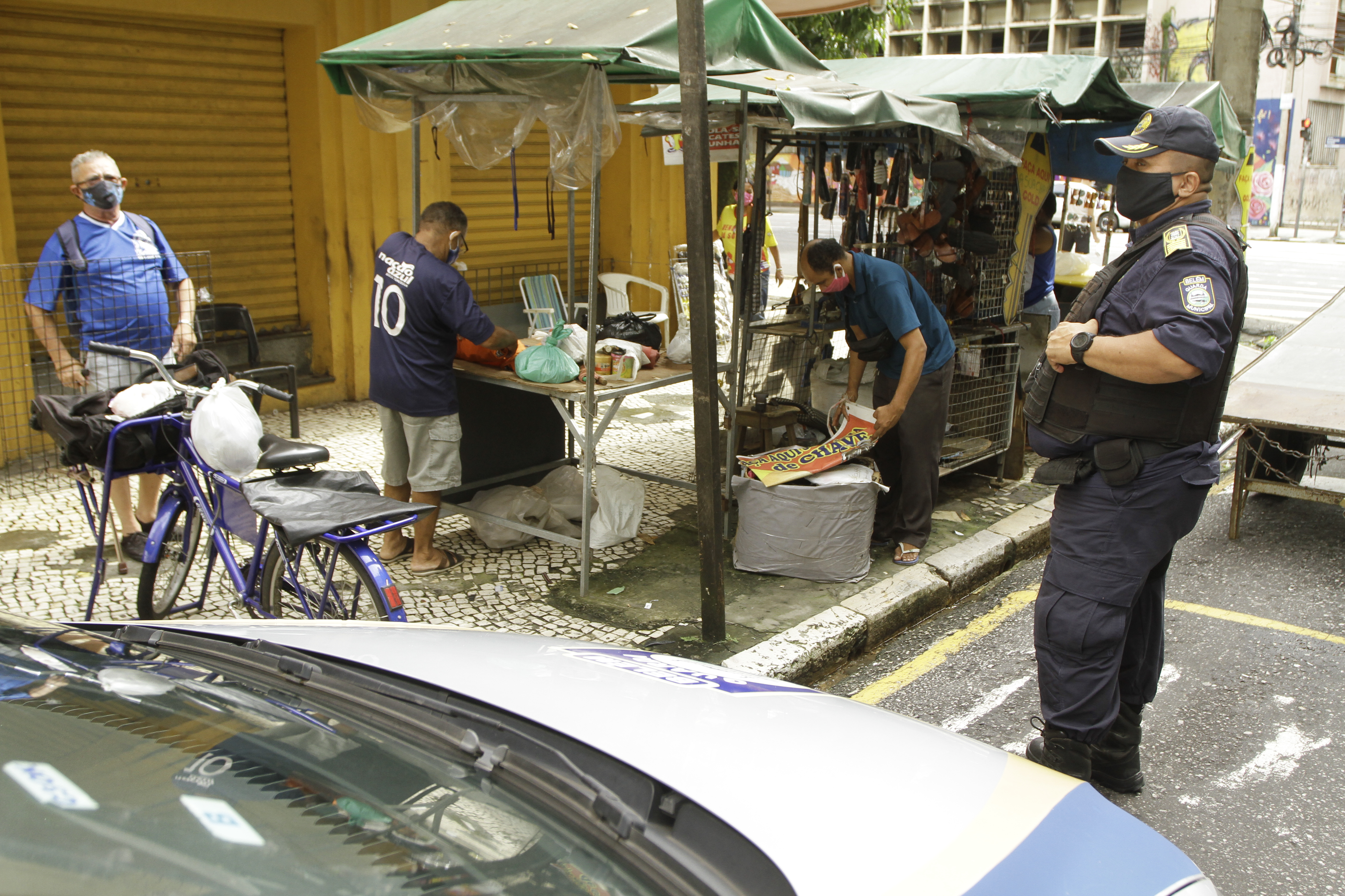 2020.05.09 - PA  - Belém - Brasil: Guarda Municipal fiscaliza o cumprimento do lockdown no centro comercial.